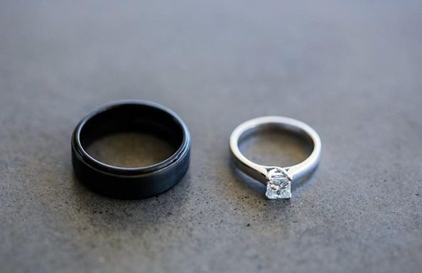 Engagement ring - Ring